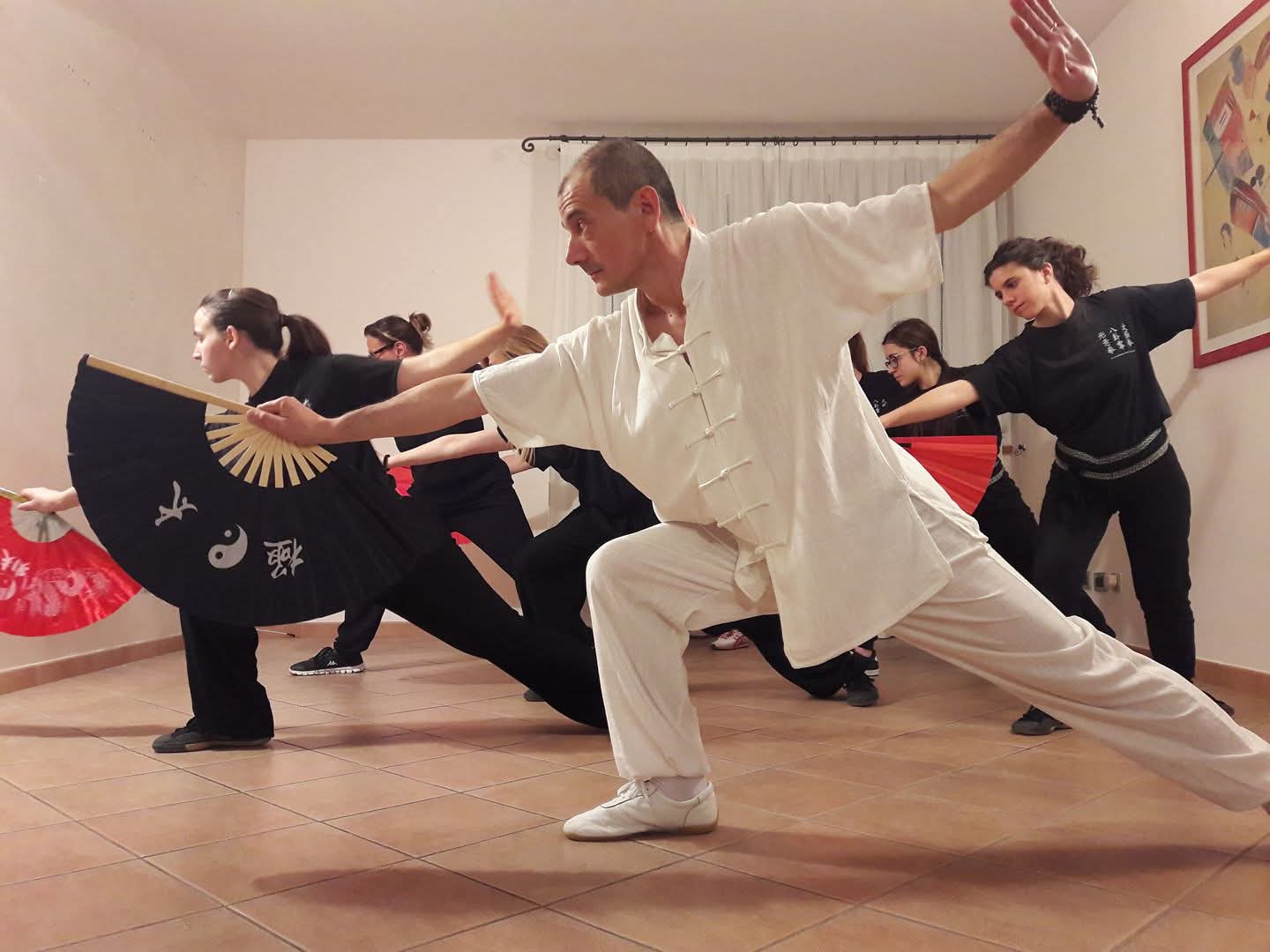 Forma con ventaglio in sala con il gruppo